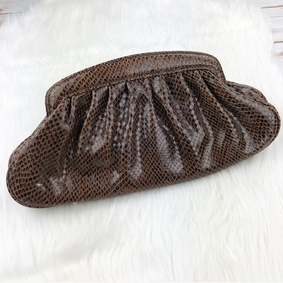 Banana Republic Handbags - BR Leather Clutch